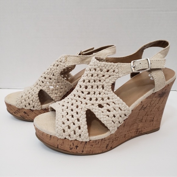 SO Tan/cream knitted Wedge Sandals - Picture 2 of 4